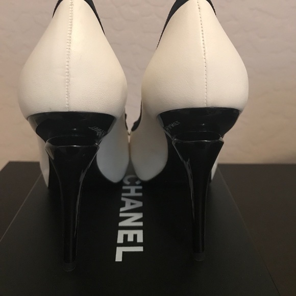 COPY - Chanel shoes - Picture 2 of 5